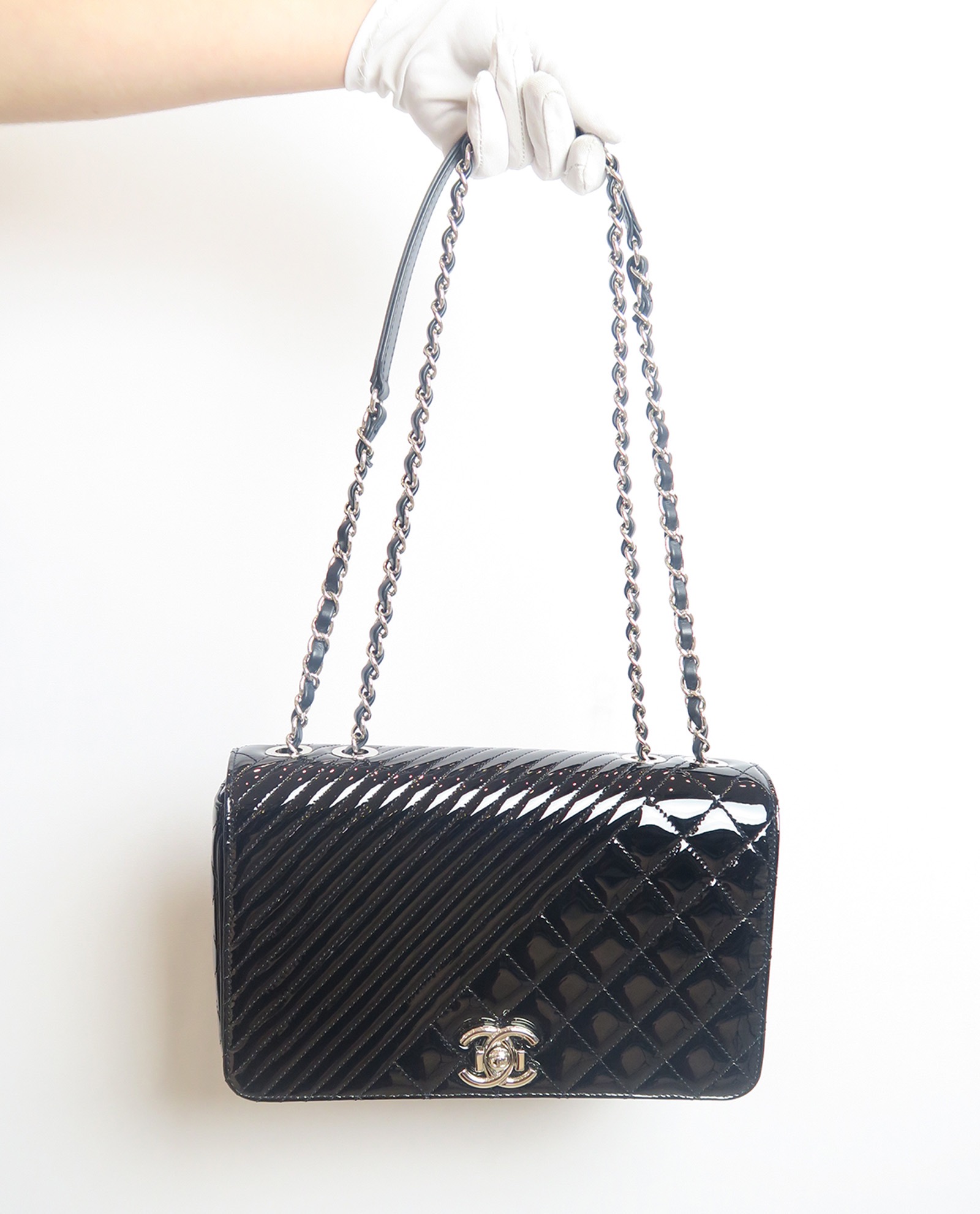 Quilted Diamond Chevron Bag